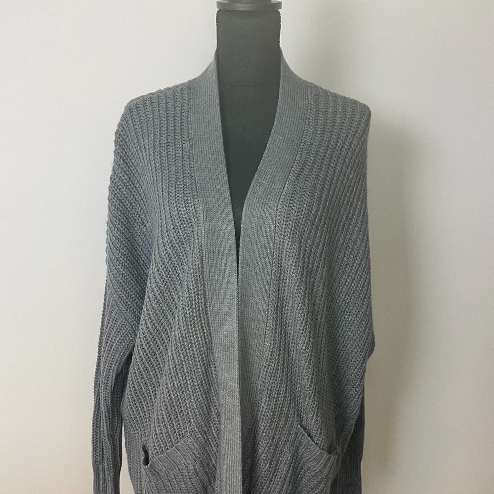 Arizona Jeans NWT Gray Knit Cardigan-Medium